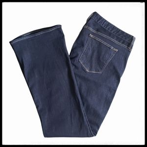 GAP Curvy Long Jeans
